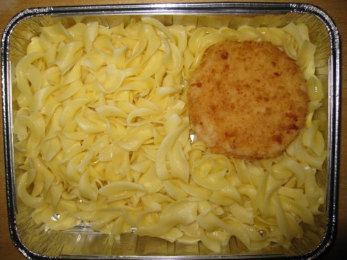 essen_20090616 Butternudeln an gebackenem Fetakäse