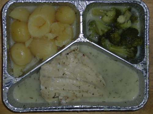 essen_20091120 Gedünstetes Seelachsfilet in Dillsoße, Broccoli, Kartoffeln und Dessert