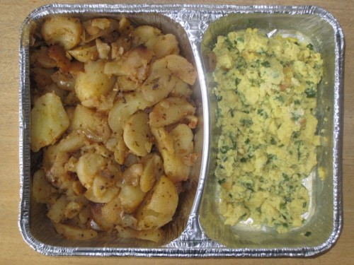 Schnittlauchrührei mit Bratkartoffeln, Rote Bete