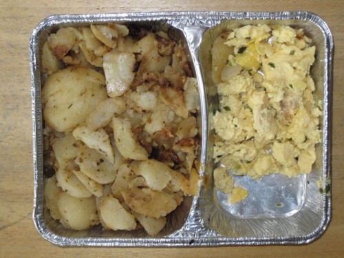 Schnittlauchrührei mit Bratkartoffeln, Rote Bete