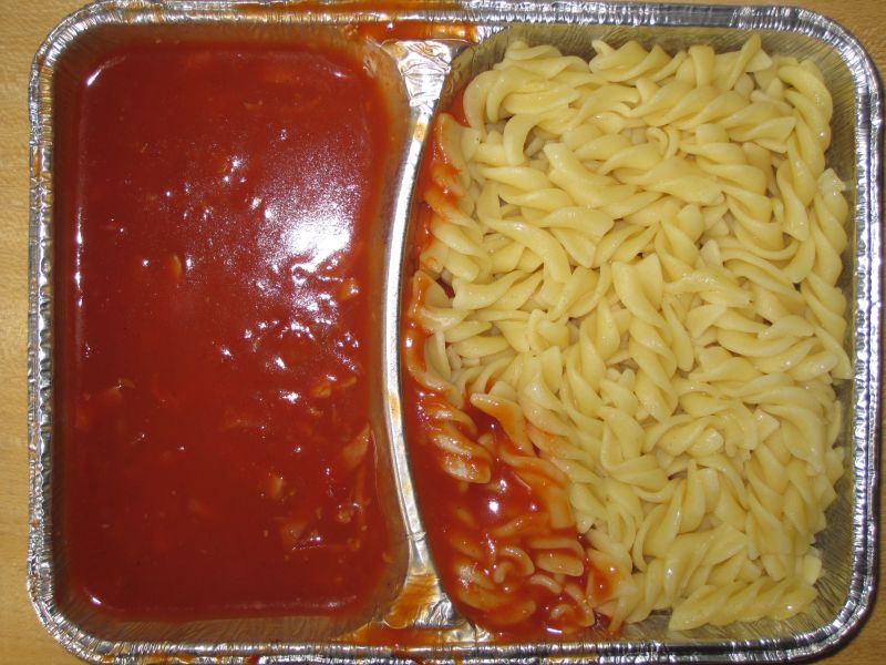 Spirelli mit Schinken an einer fruchtigen Tomatensoße