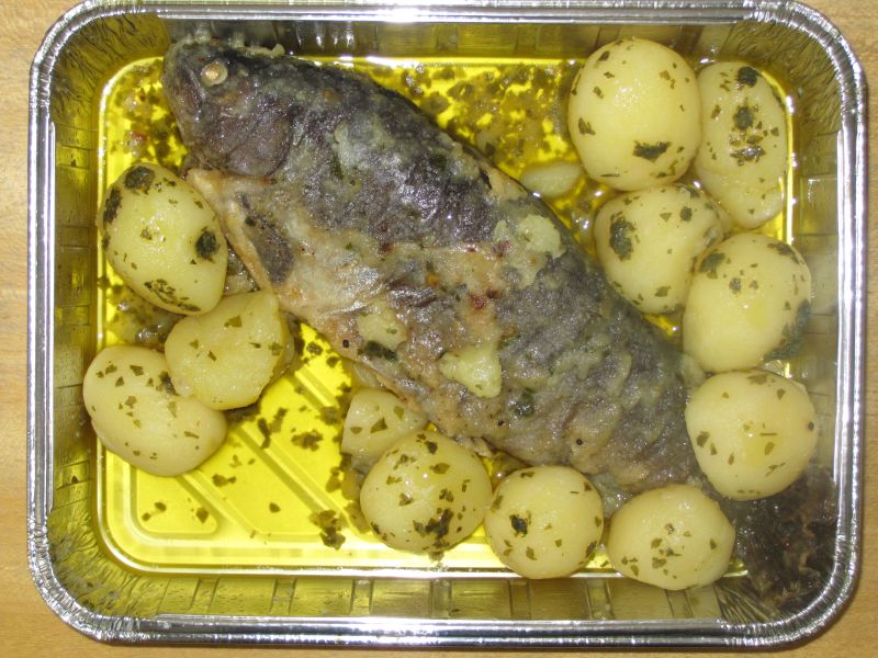 Forelle "Müllerin Art" mit Petersilienkartoffeln